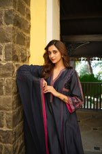 Load image into Gallery viewer, Katha Navy blue suit