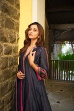 Load image into Gallery viewer, Katha Navy blue suit