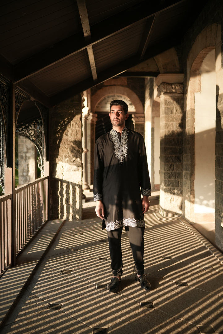 Ayaska Black Kurta Set